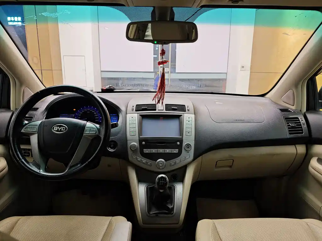 BYD S6 2013