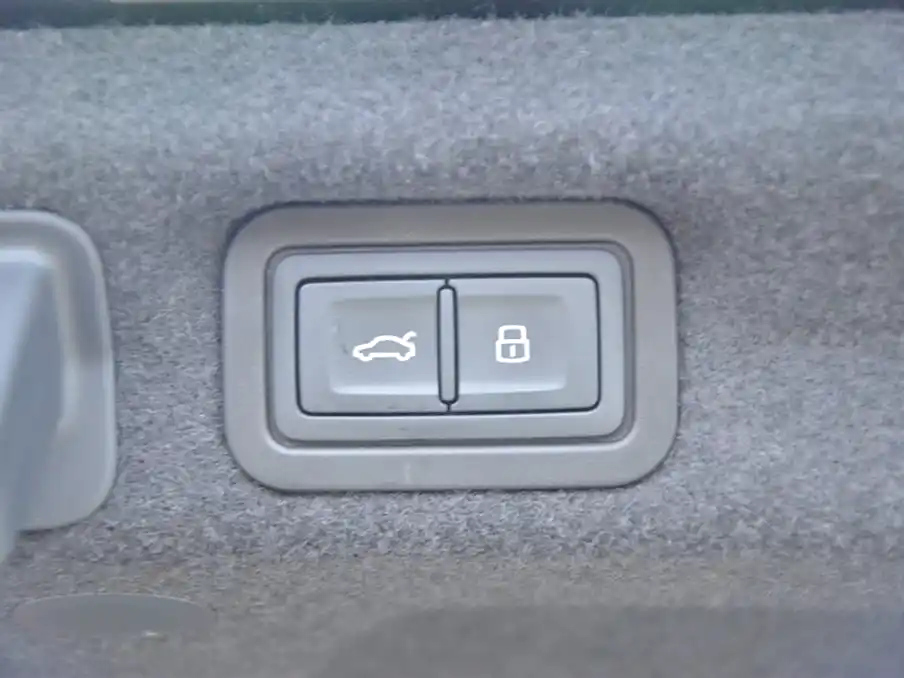 AUDI A7L 2024