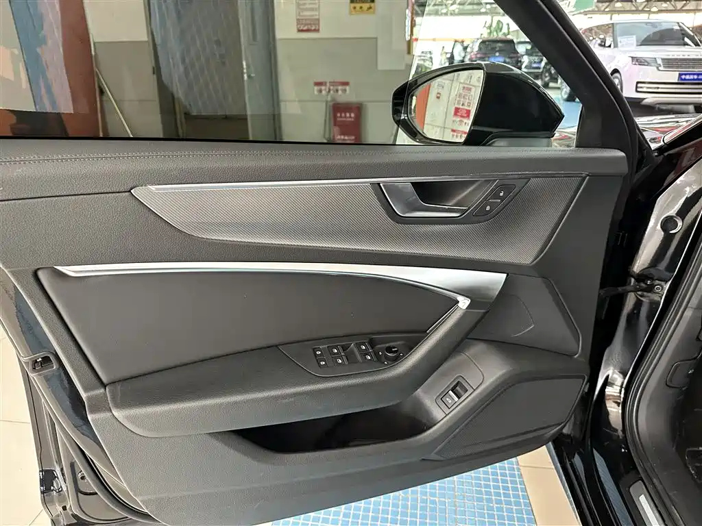 AUDI A6L 2020