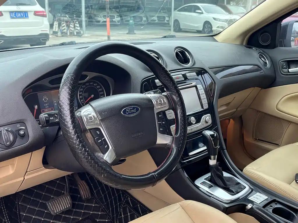 FORD MONDEO - WINNER 2009