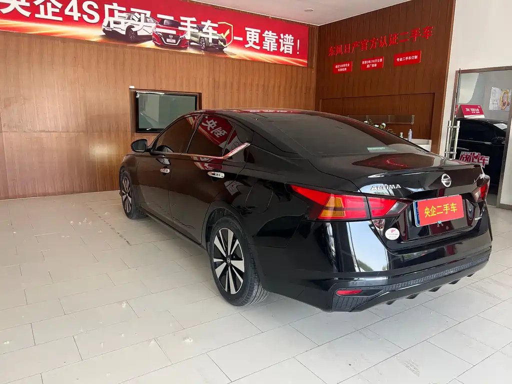 NISSAN TEANA 2021