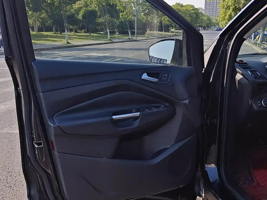 FORD ESCAPE 2013