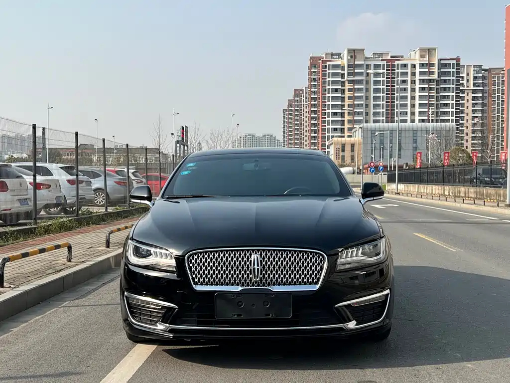 LINCOLN MKZ 2018