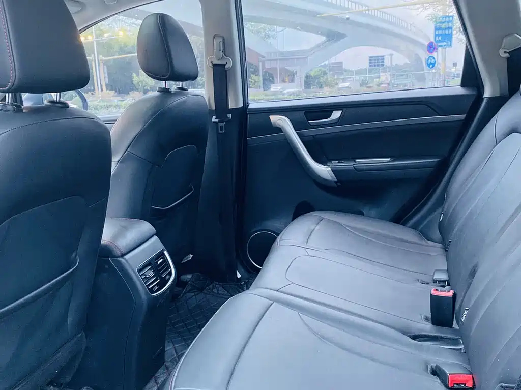 HAVAL M6 2020