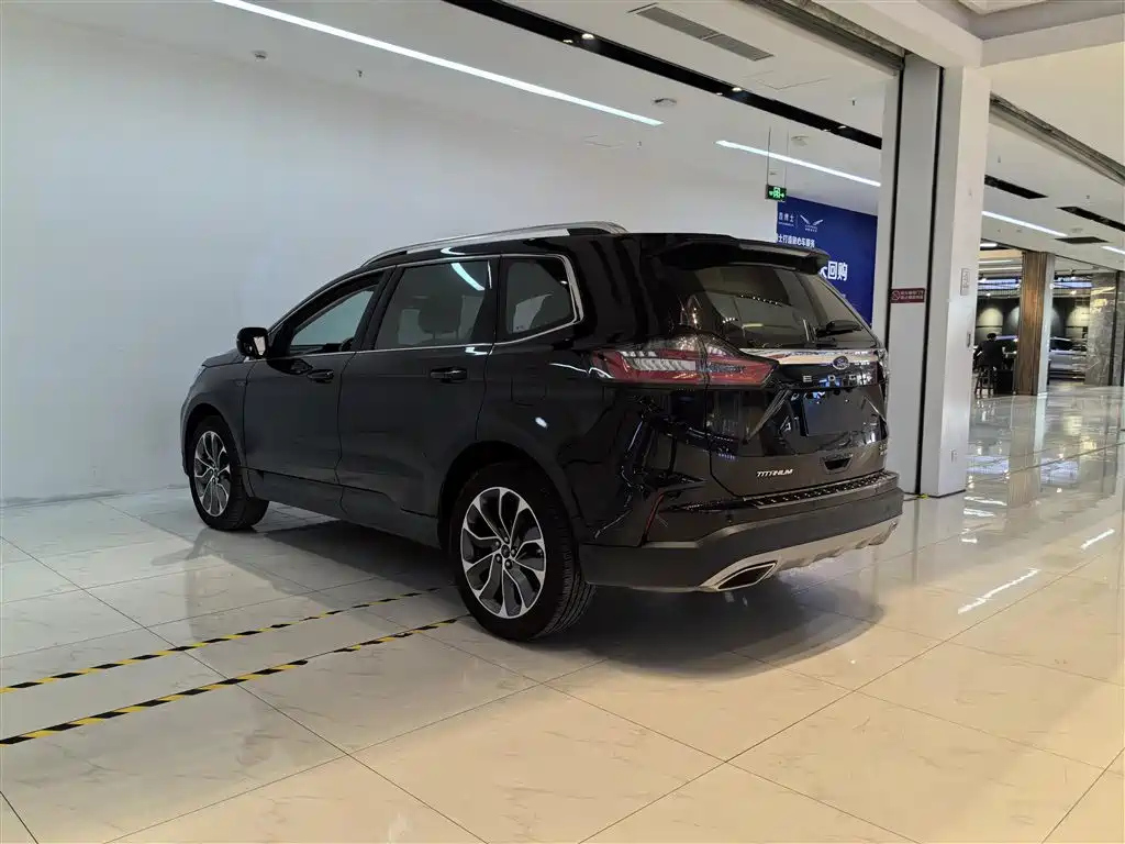 FORD EDGE 2022