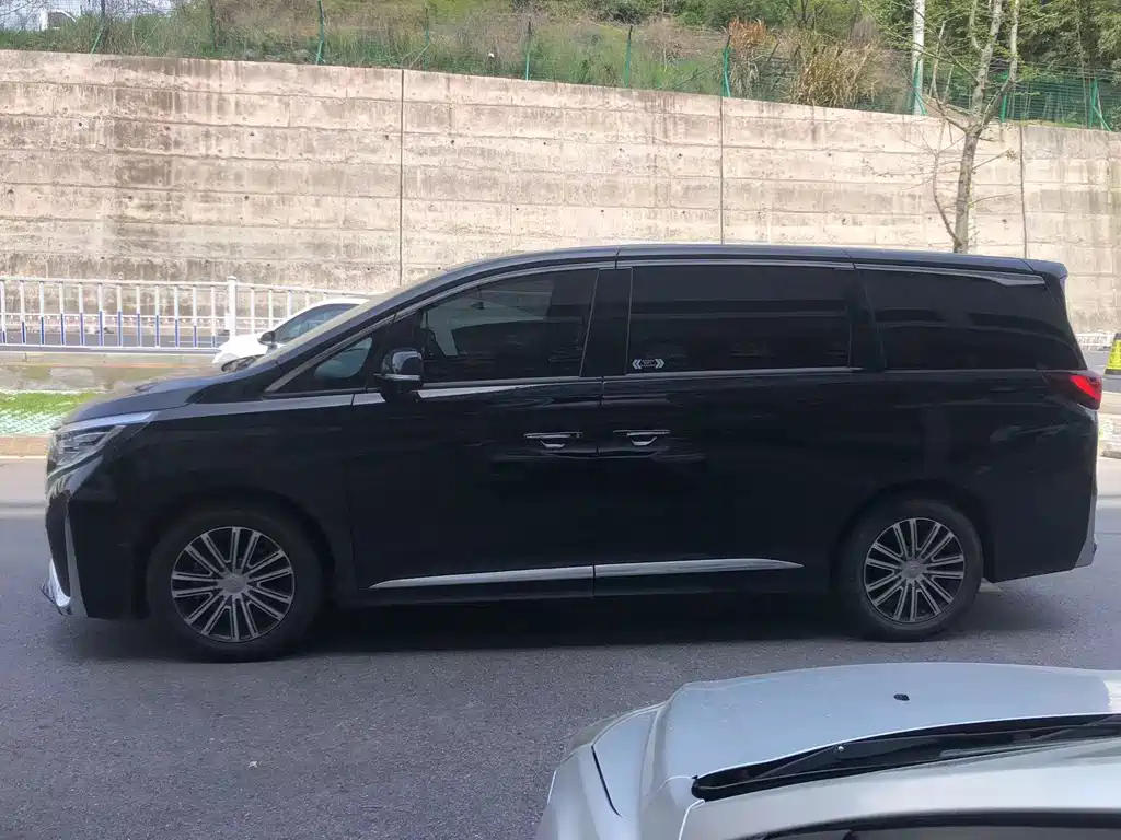 TRUMPCHI M8 2023
