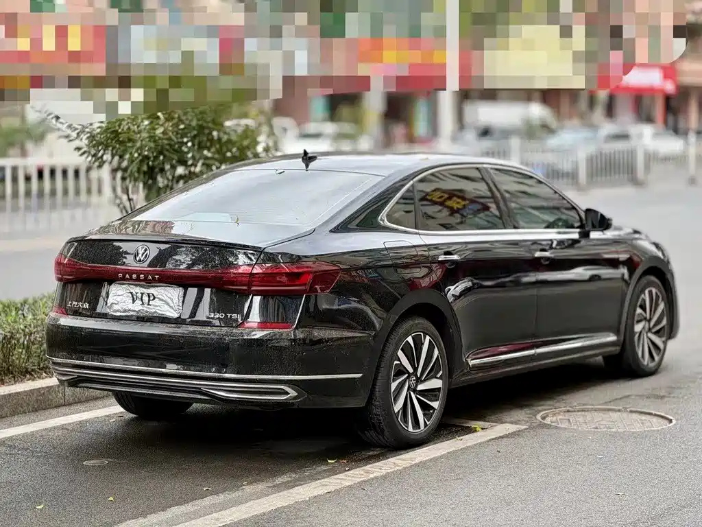 VOLKSWAGEN PASSAT 2022