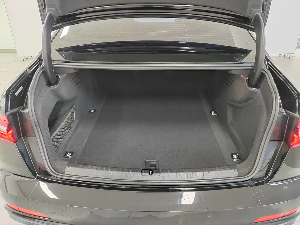 AUDI A6L 2021