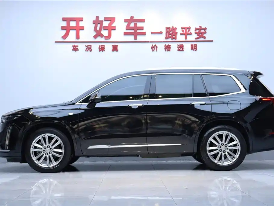 CADILLAC XT6 2021