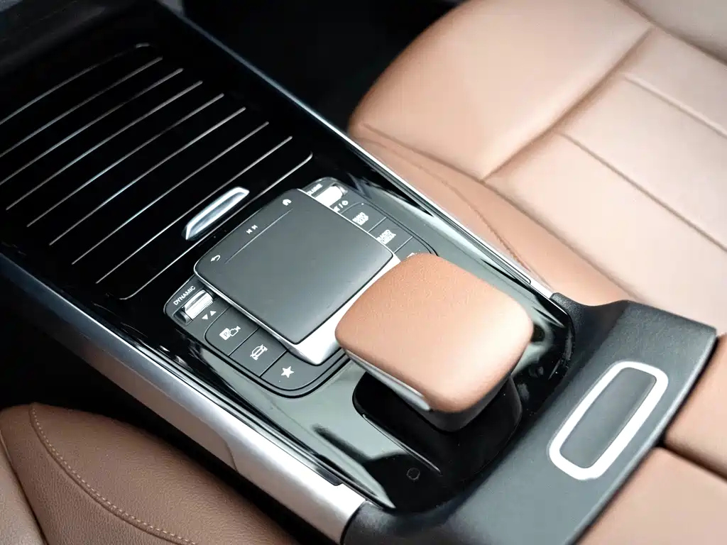 MERCEDES BENZ GLB 2022