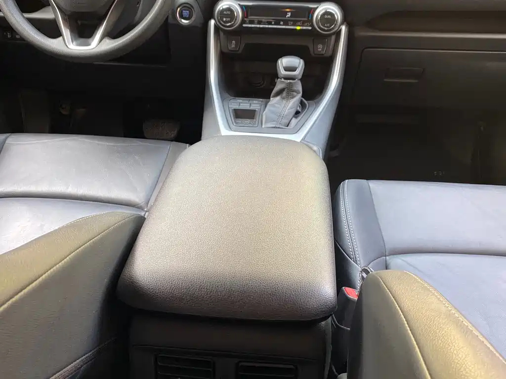 TOYOTA WILDLANDER 2021