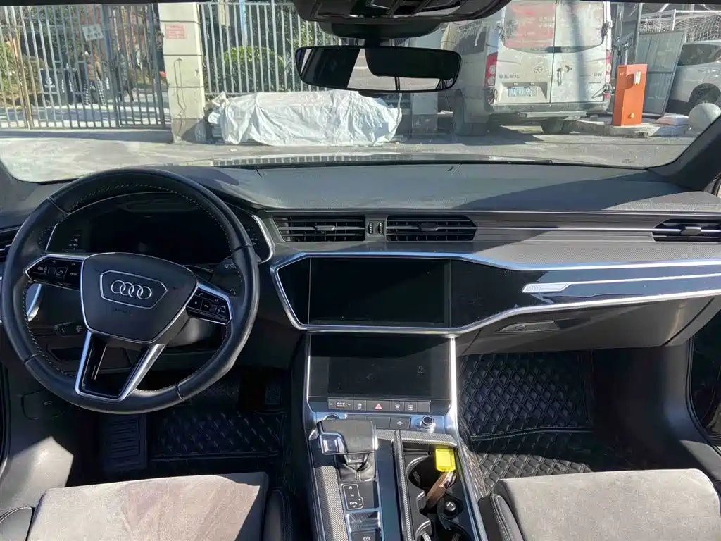 AUDI A6L 2020