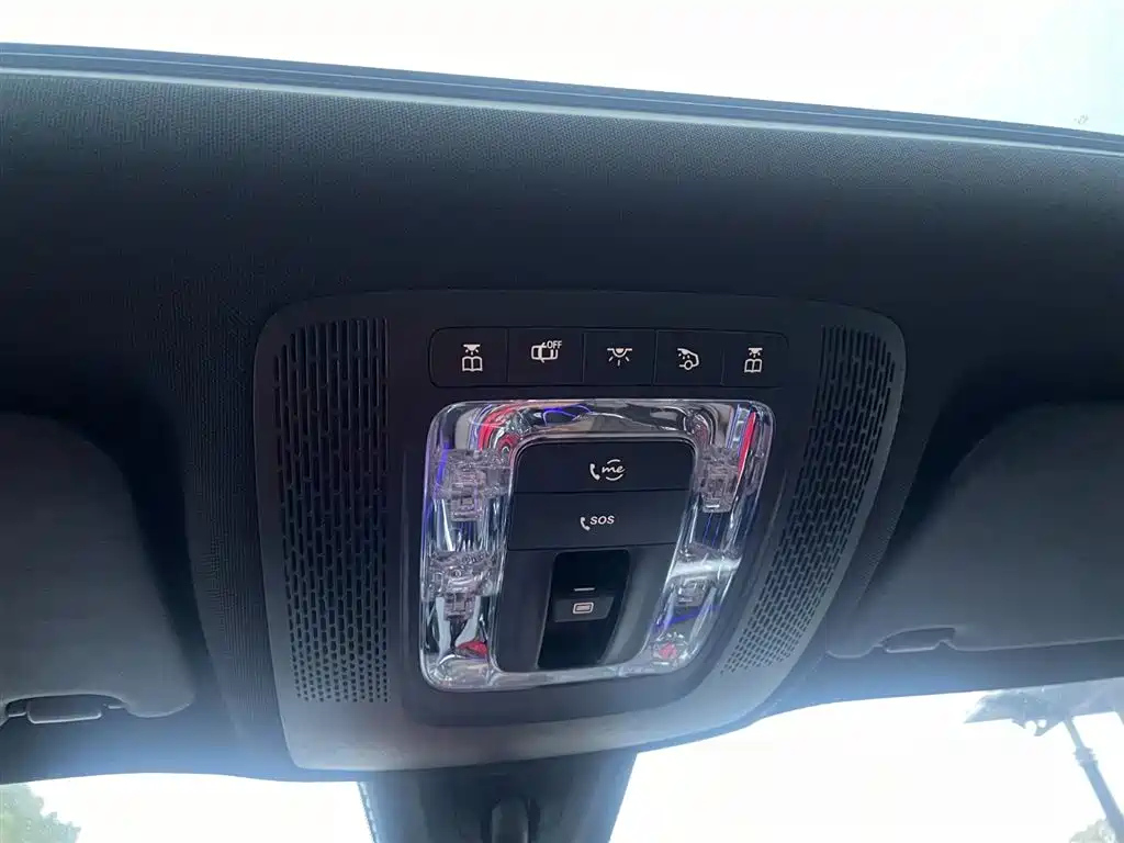 MERCEDES BENZ GLB 2022