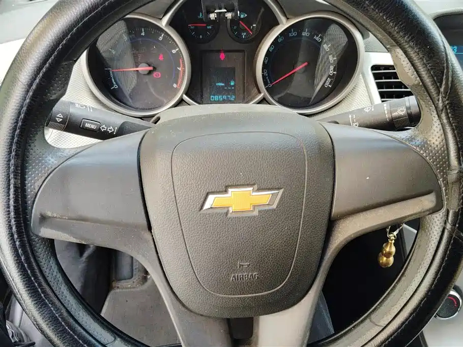 CHEVROLET CRUZE 2012