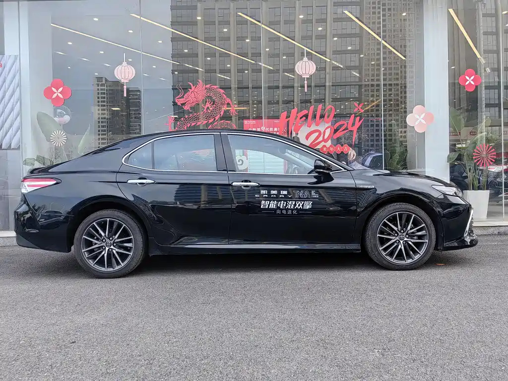 TOYOTA CAMRY 2022