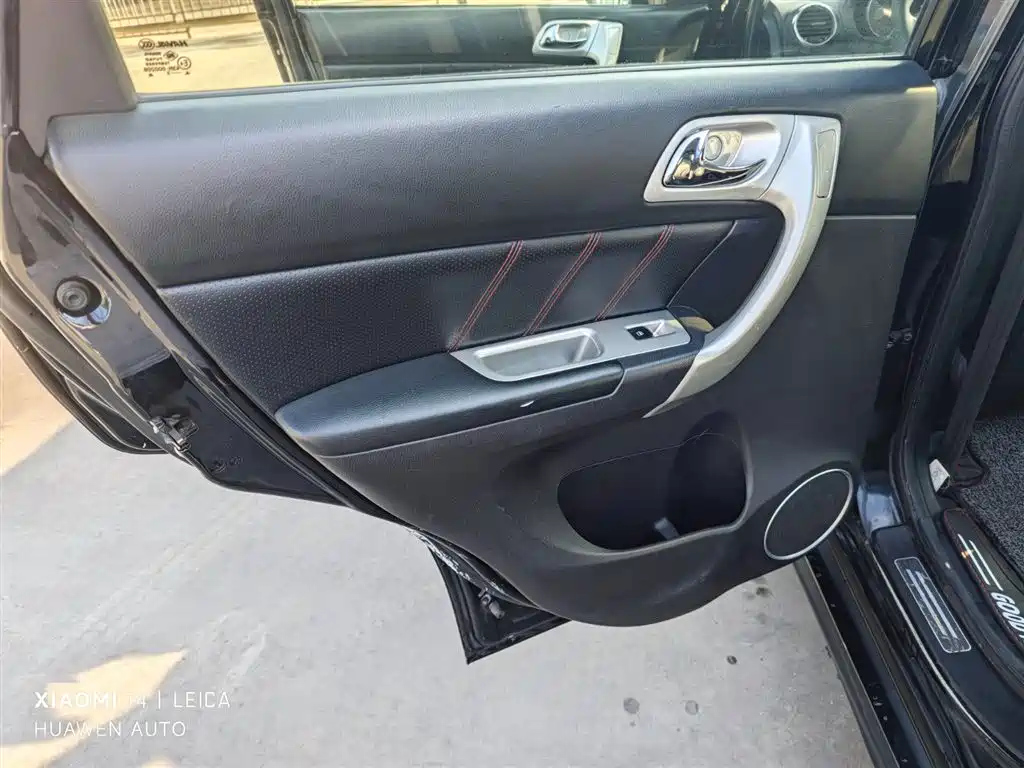 HAVAL H6 2015