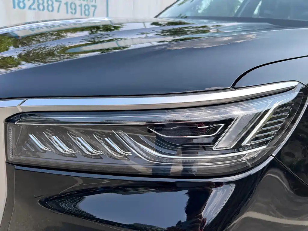 HONGQI HS5 2024