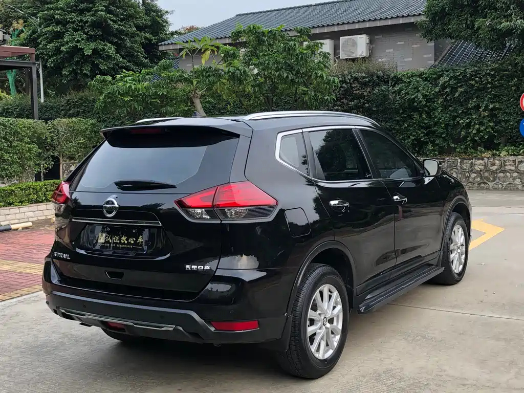 NISSAN X-TRAIL 2021