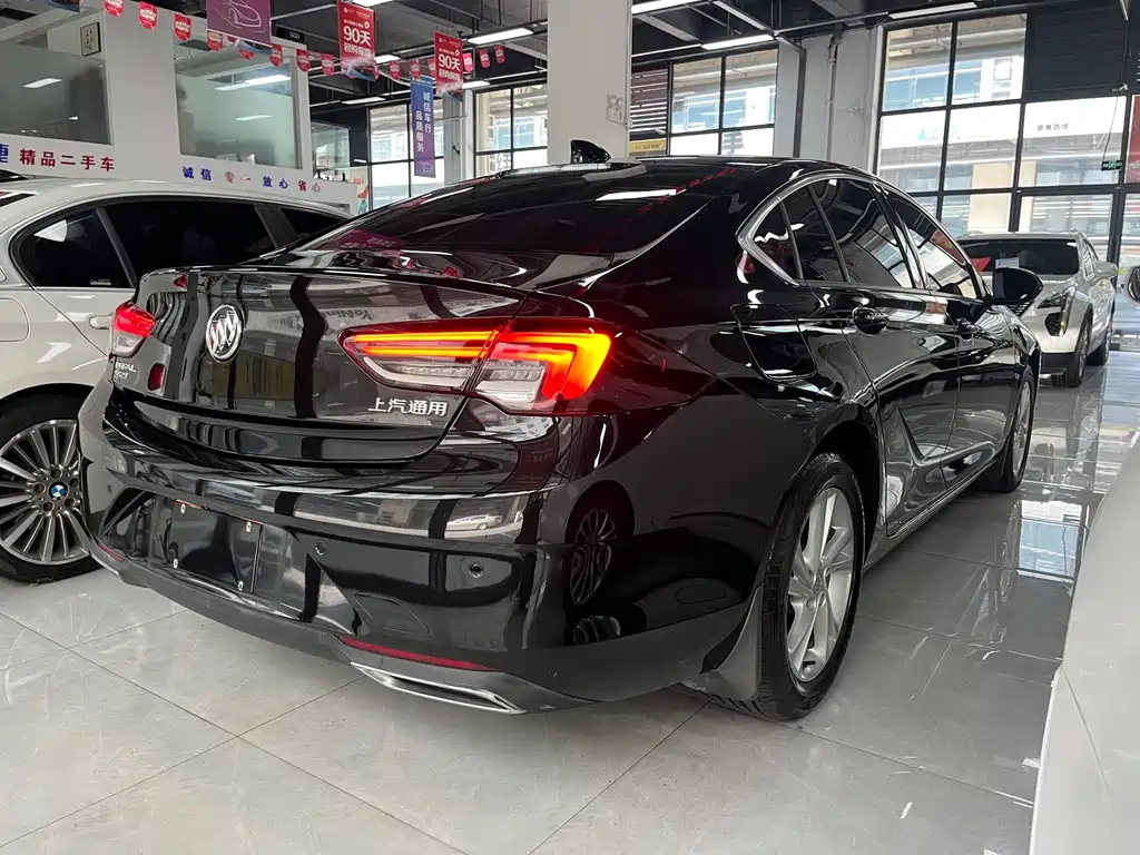 BUICK REGAL 2020