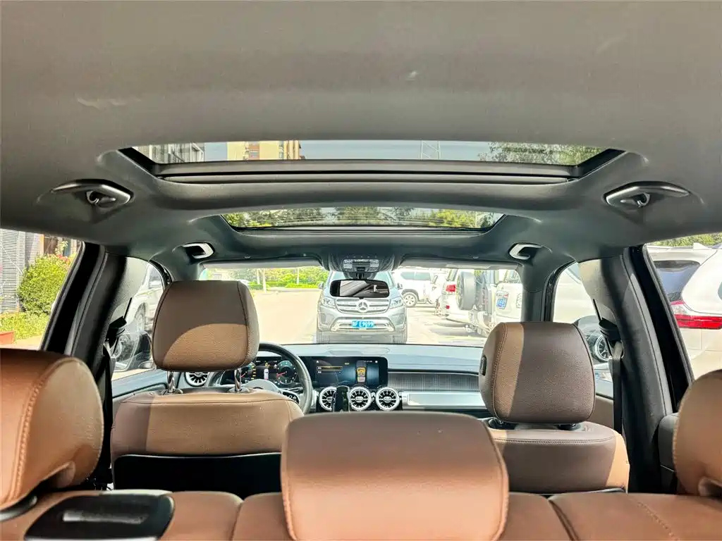 MERCEDES BENZ GLB 2022