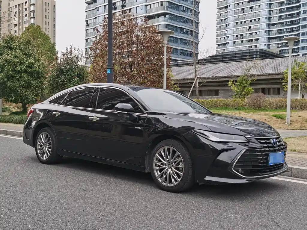 TOYOTA AVALON 2023