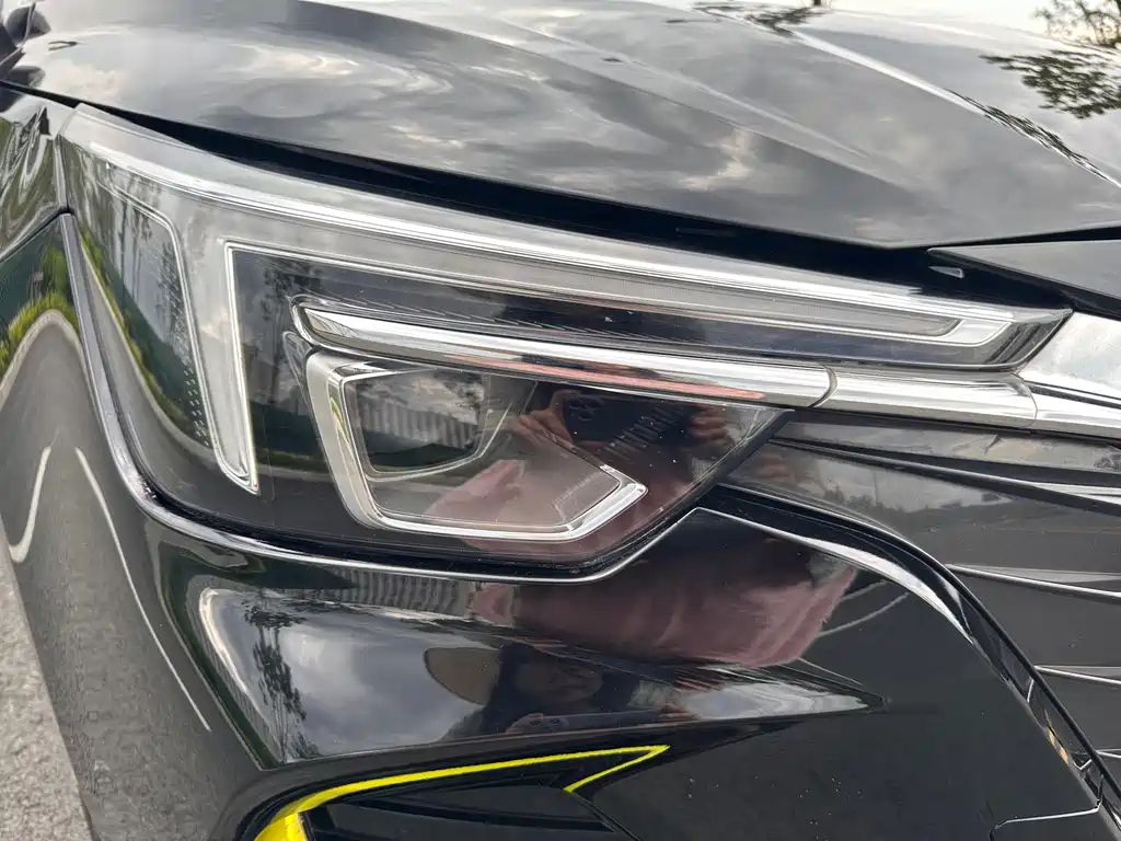 ROEWE I6 MAX 2021
