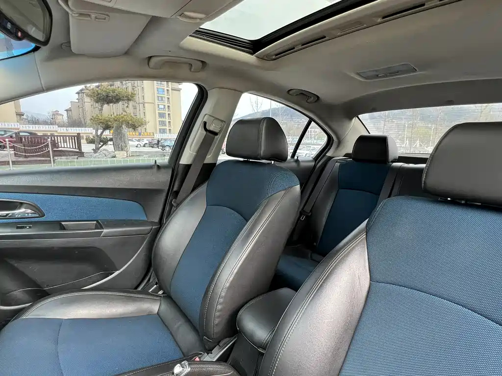 CHEVROLET CRUZE 2013