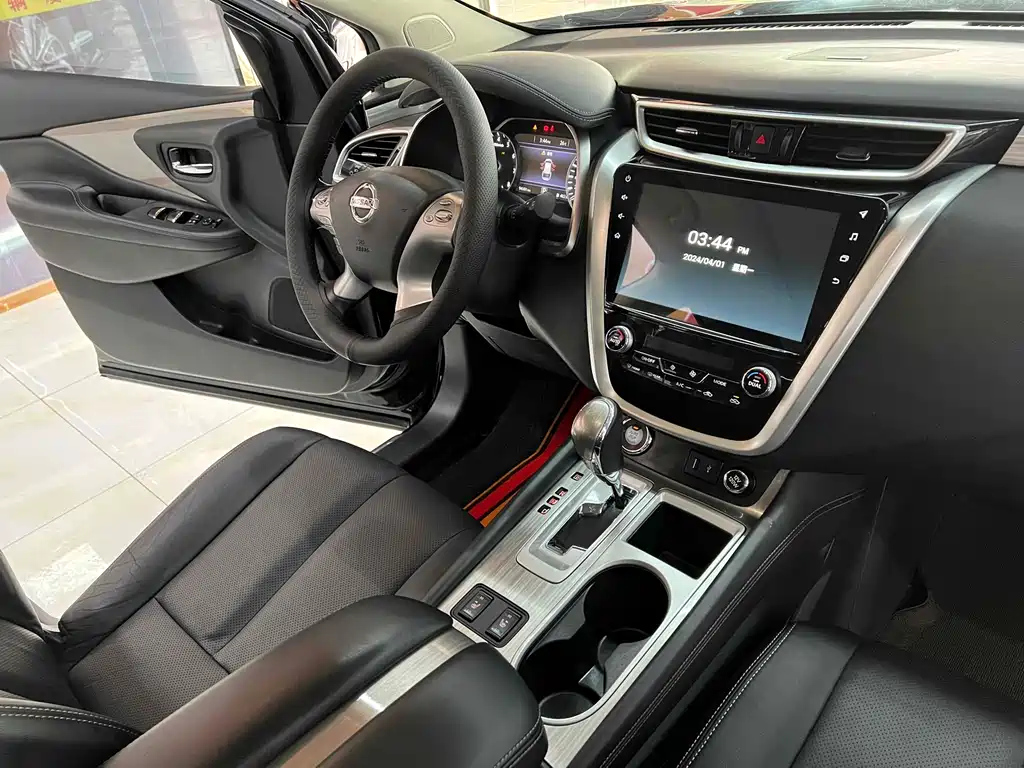 NISSAN MURANO 2019