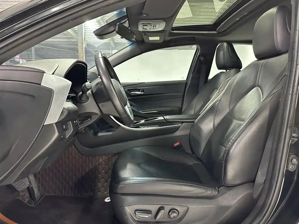 TOYOTA AVALON 2022