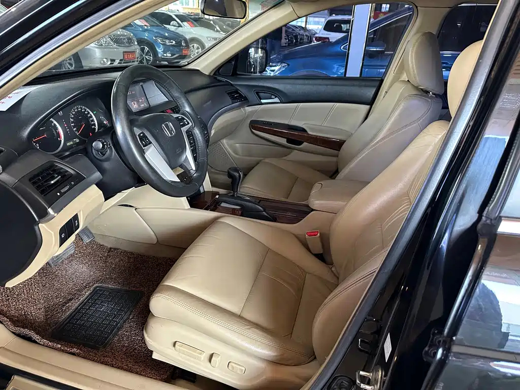 HONDA ACCORD 2011