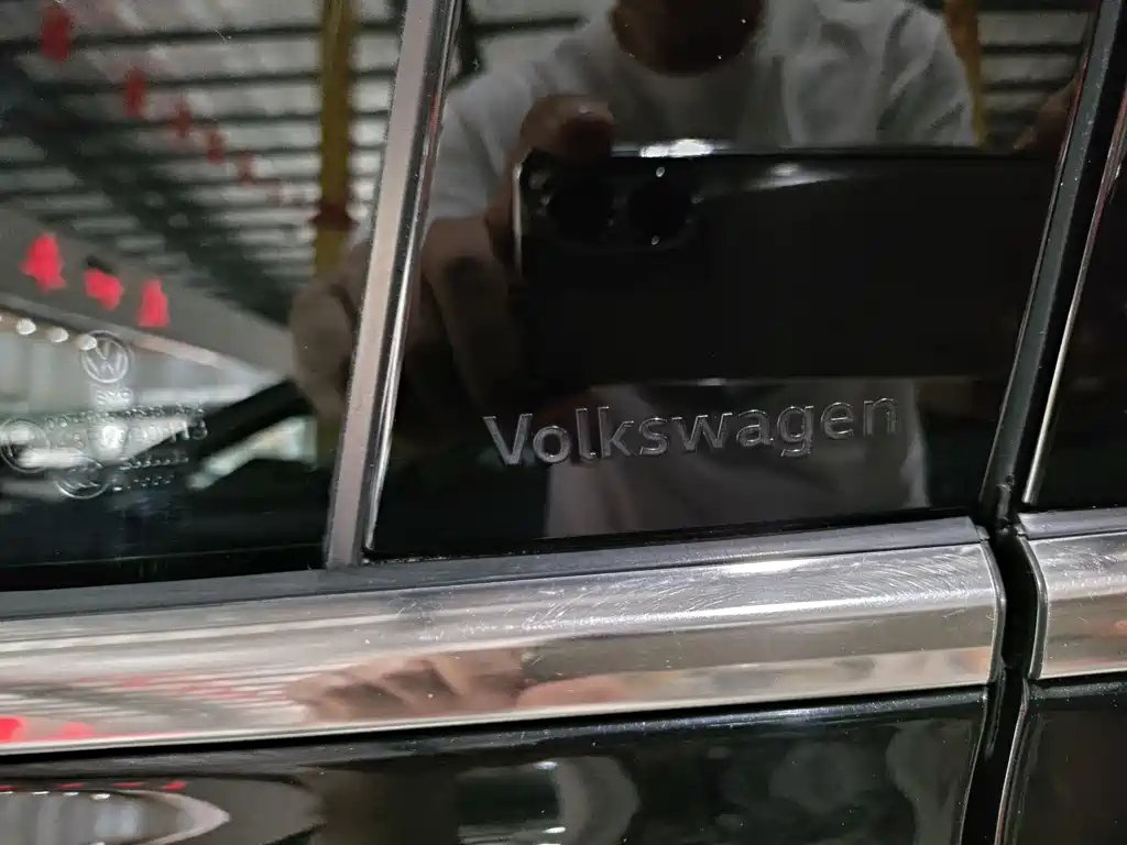 VOLKSWAGEN PASSAT 2021