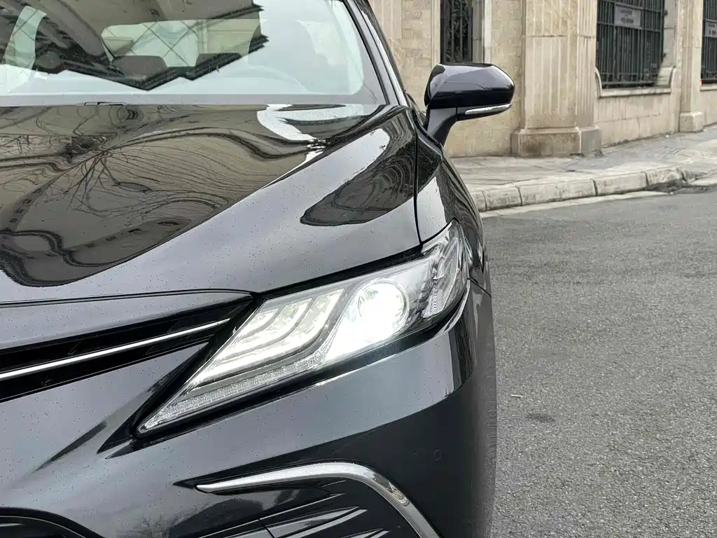 TOYOTA CAMRY 2021