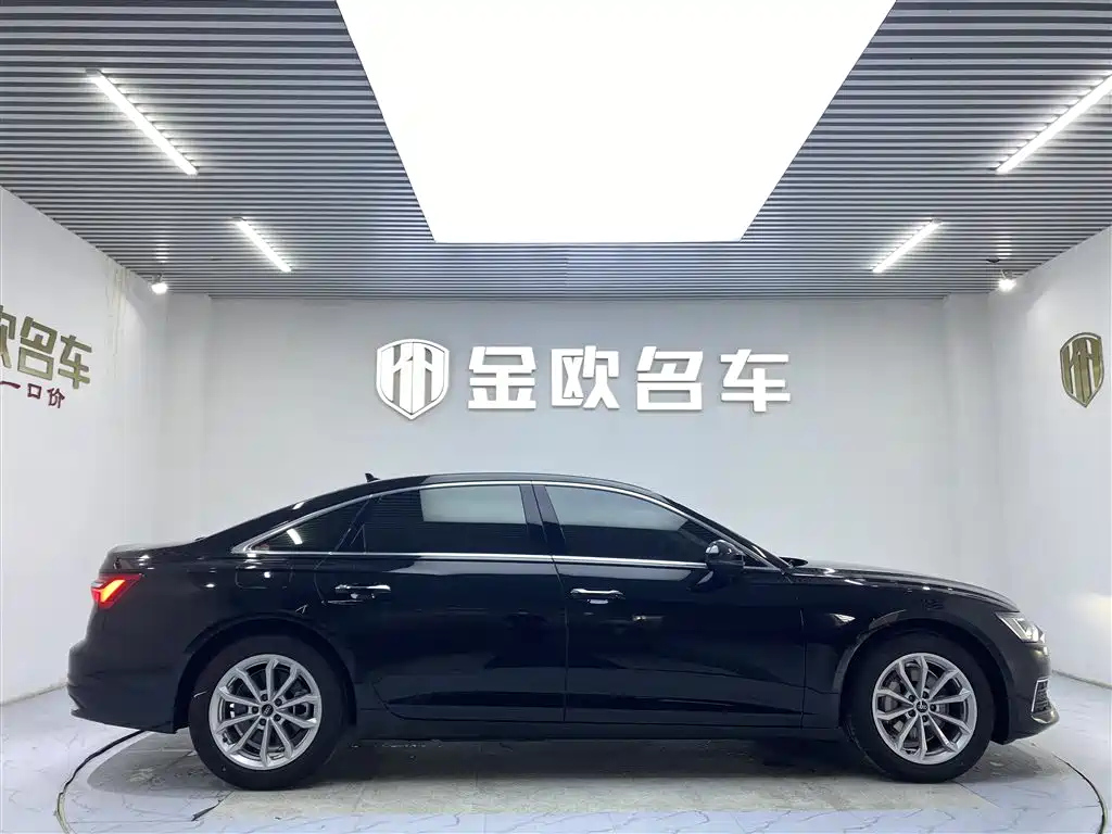 AUDI A6L 2022