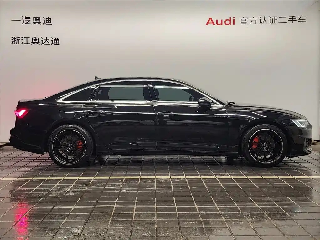 AUDI A6L 2021