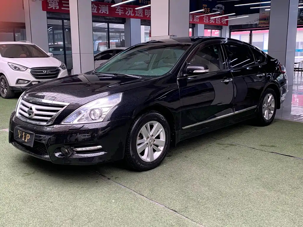 NISSAN TEANA 2012