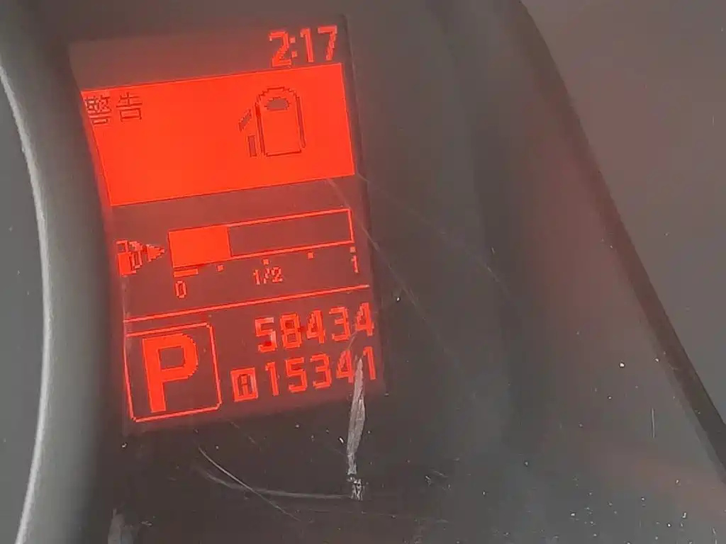 NISSAN NV200 2019