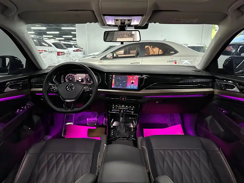 VOLKSWAGEN PASSAT 2021