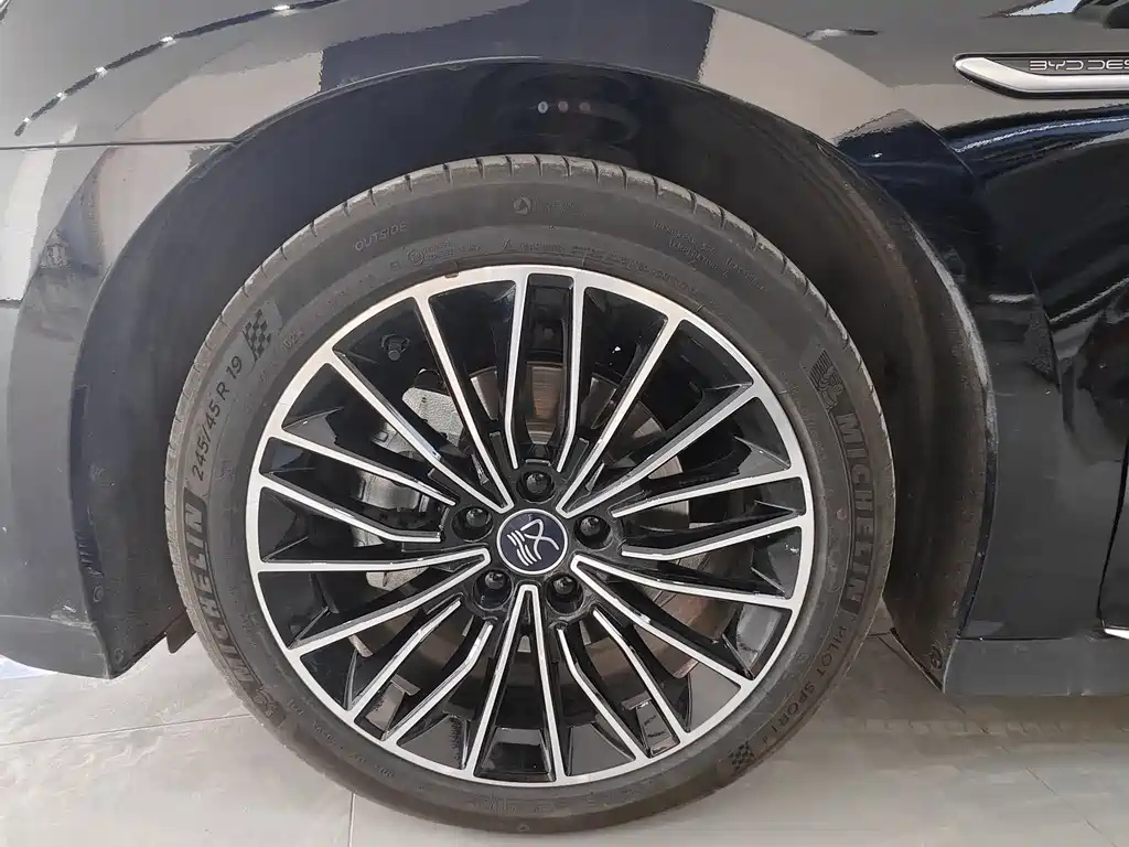 BYD HAN 2023