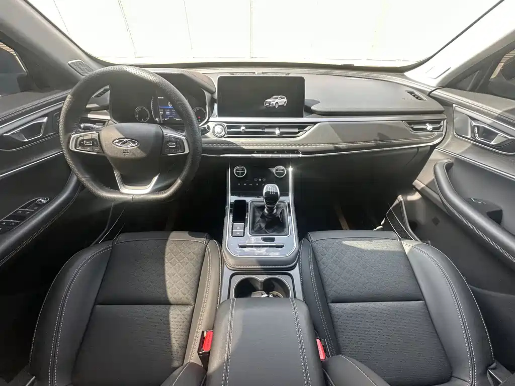 CHERY TIGGO 8 2021
