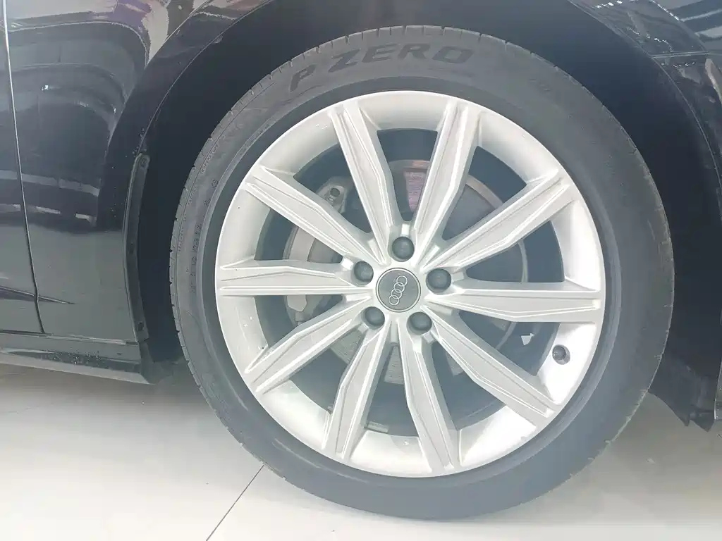 AUDI A6L 2021