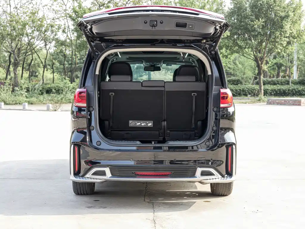 TRUMPCHI M8 2021