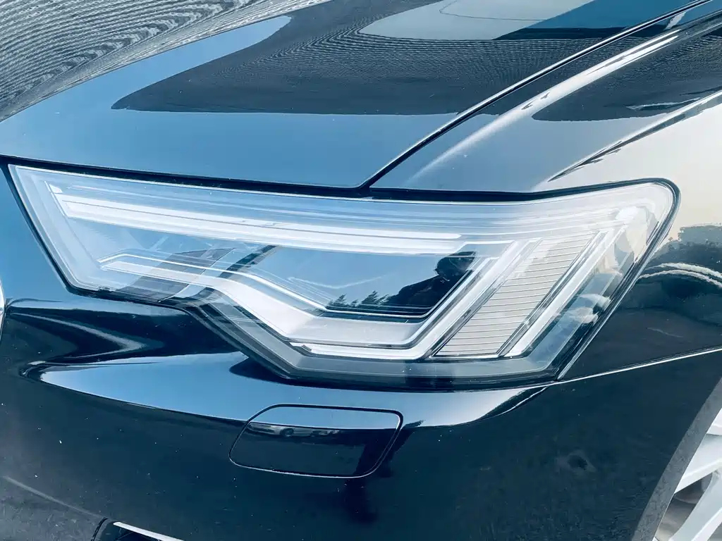 AUDI A6L 2021