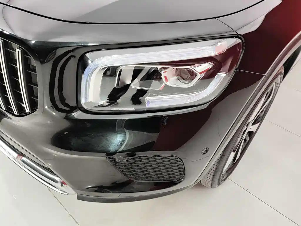 MERCEDES BENZ GLB 2022