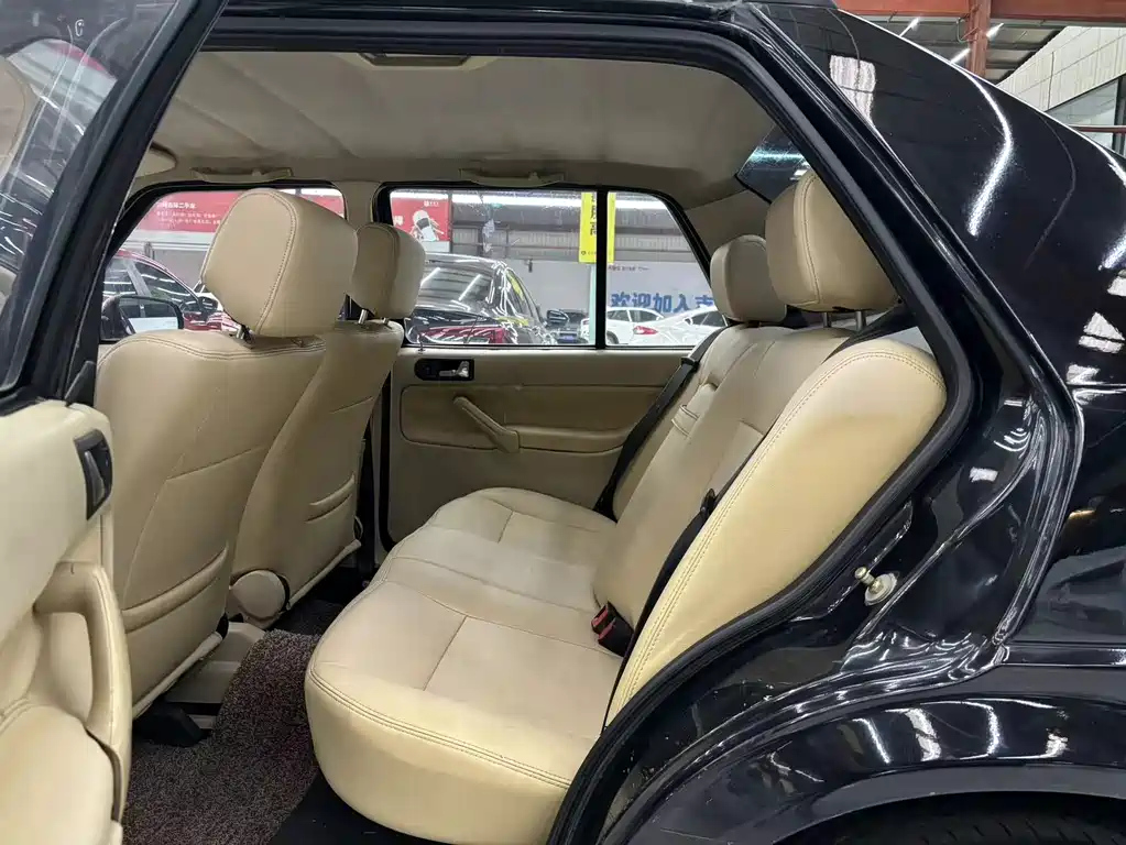 VOLKSWAGEN JETTA 2012