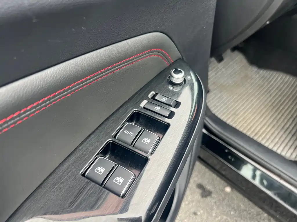 CHANGAN CS75 2018