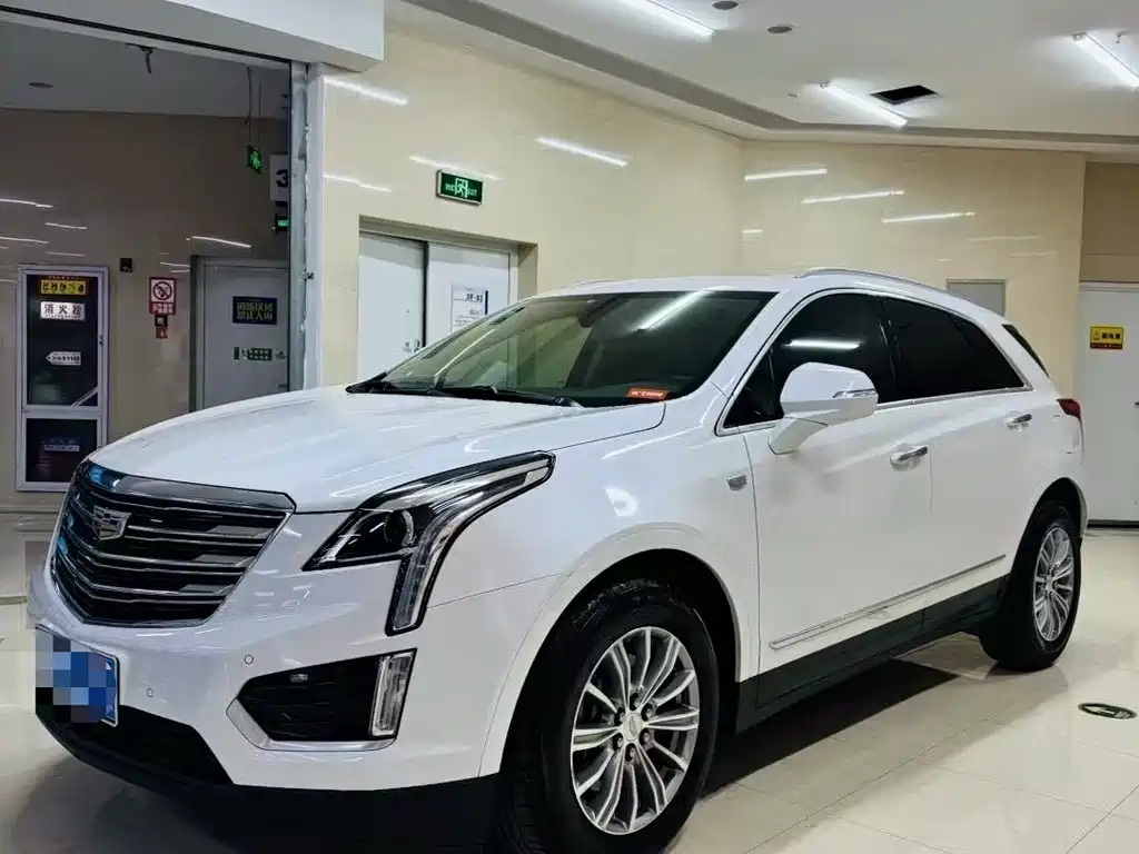 CADILLAC XT5 2018