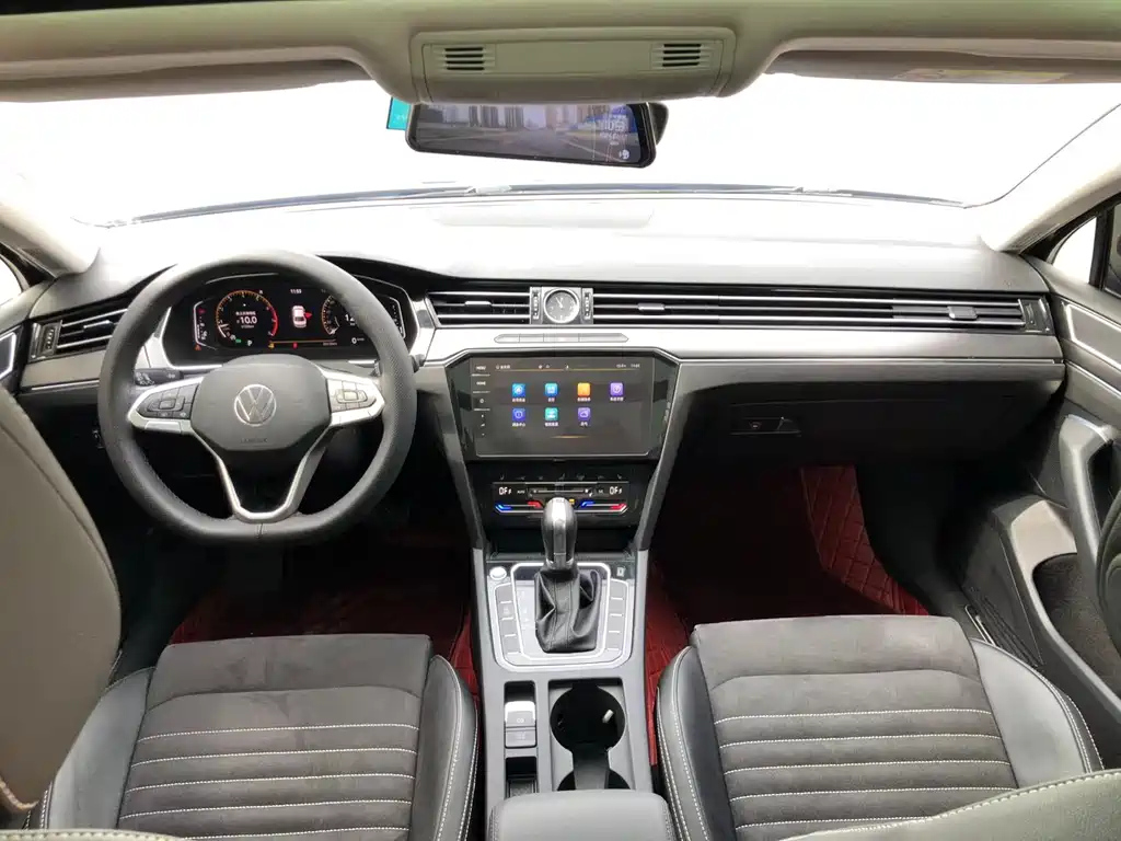 VOLKSWAGEN MAGOTAN 2021