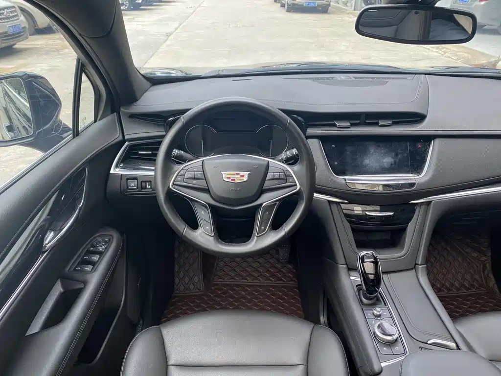 CADILLAC XT5 2022