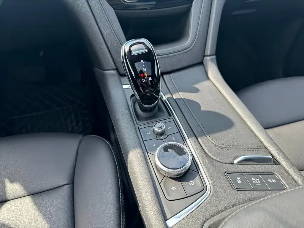 CADILLAC XT5 2022