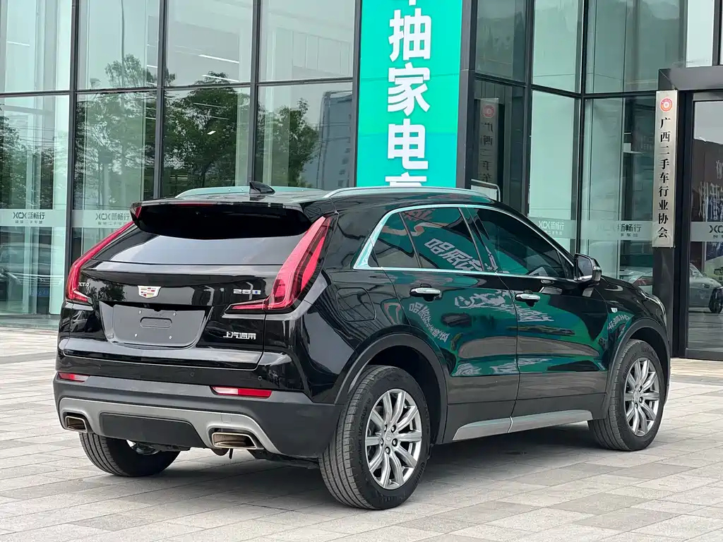 CADILLAC XT4 2022